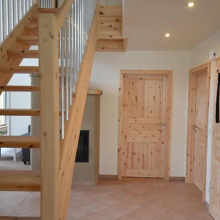 Sommersonne Haushaelfte